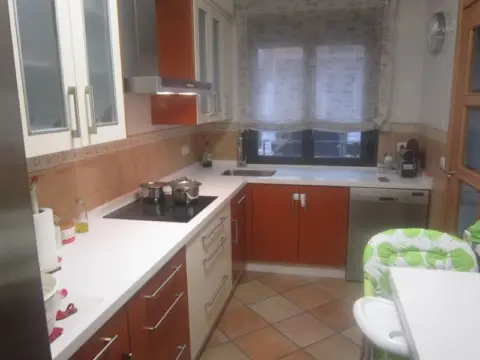 Casa adosada en San Miguel del Camino