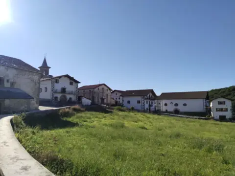 Casa en Bizkarreta-Gerendiain