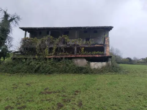 Casa rústica en Basaburua