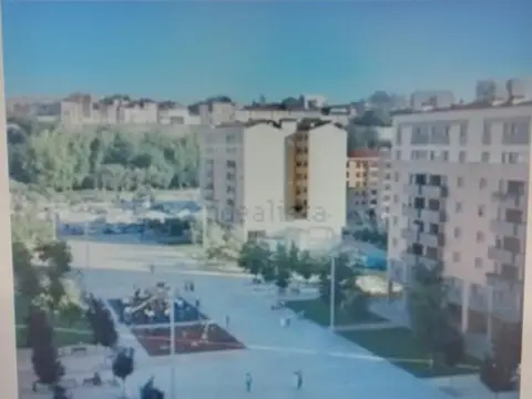 Piso en Paseo de Anelier