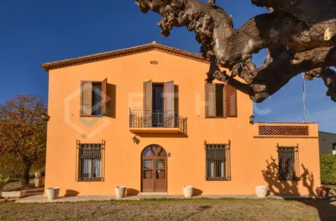 Casa en Carrer Indústria