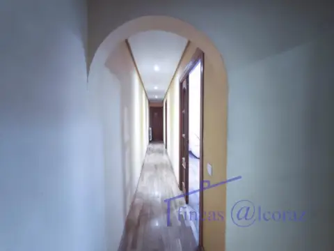 Piso en Avenida de los Pirineos, 3