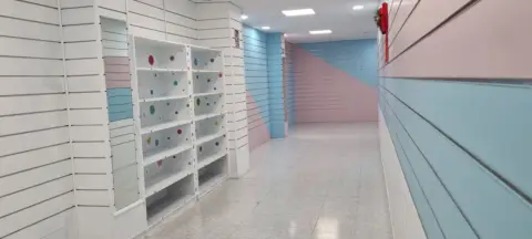 Local comercial en calle de Antonio Maura