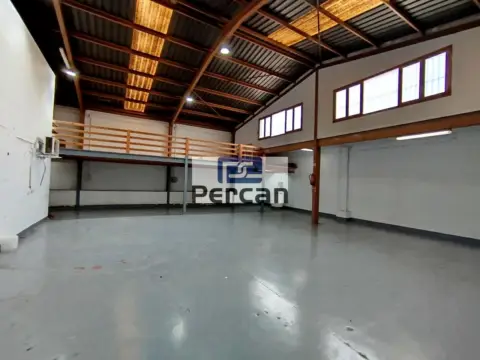 Nave industrial en Carrer de Sant Ramon