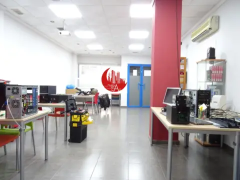 Local comercial en Juan Fernandez
