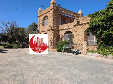 Finca rústica en Perin