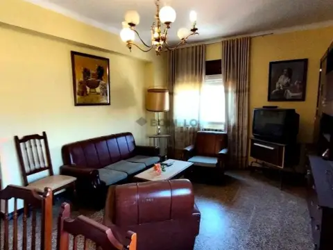 Piso en calle de Antonio Machado