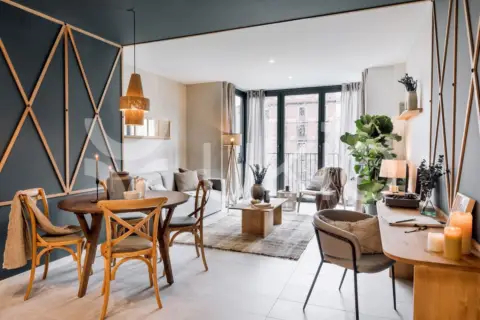 Piso en Gran VIA de les Corts Catalanes