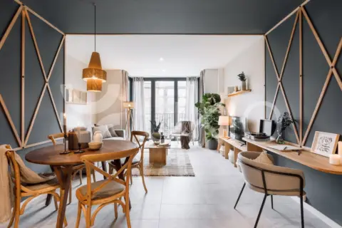 Piso en Gran VIA de les Corts Catalanes