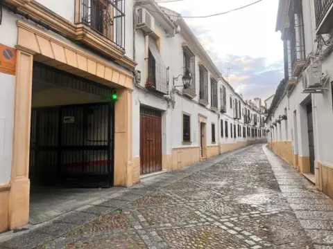 Garaje en calle Marroquíes, 1