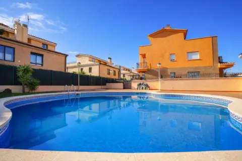Chalet en calle de Margarida de Prades