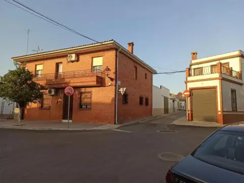 Casa en S. Sebastian de los Ballesteros