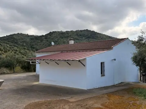Finca rústica en Obejo