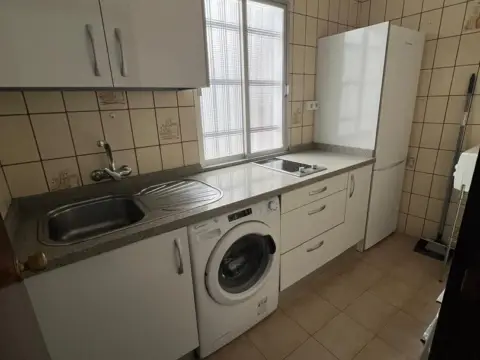 Piso en Gran Plaza - Marqués de Pickman - Ciudad Jardín