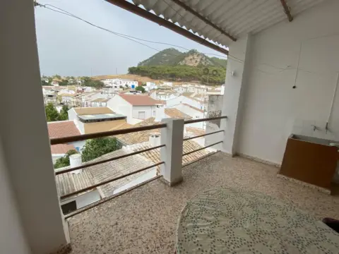 Casa adosada en Rute
