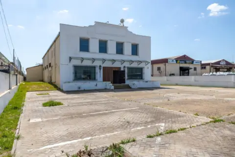 Nave industrial en Avenida de Sanlúcar de Barrameda