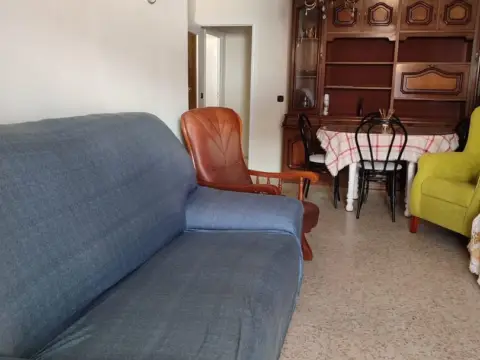 Piso en Cruz Roja - Capuchinos