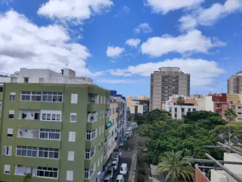 Edificio en calle Benavides