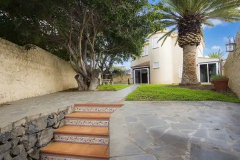 Casa en calle calle Robledo, 21