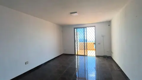 Piso en calle Tabaiba Sector 18A