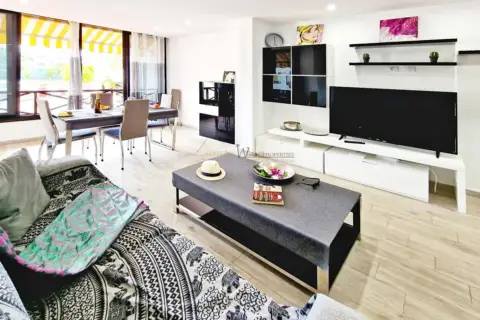 Apartamento en Avenida Amsterdam