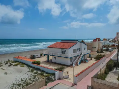 Chalet en calle Parque Manga, 20