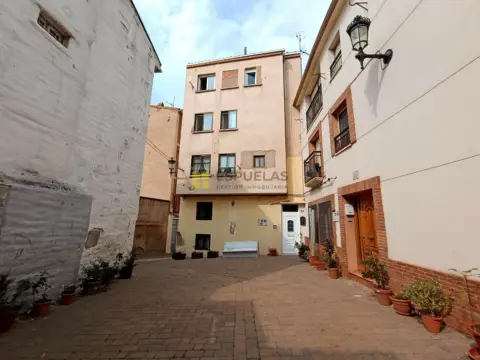 Casa adosada en calle del Moral, 23