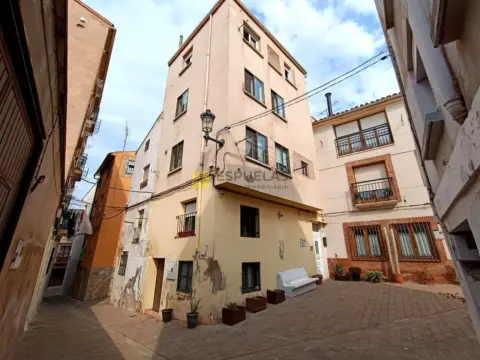 Casa adosada en calle del Moral, 23