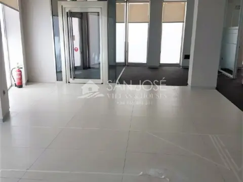 Local comercial en Centro