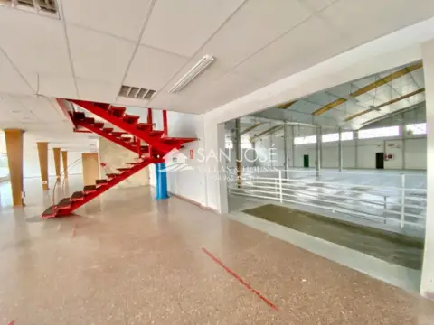 Nave industrial en Aspe