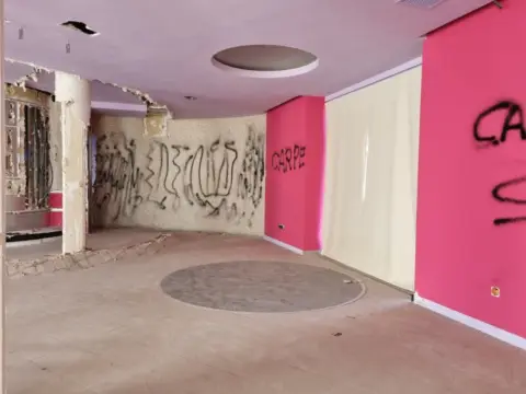 Local comercial en Cuartel