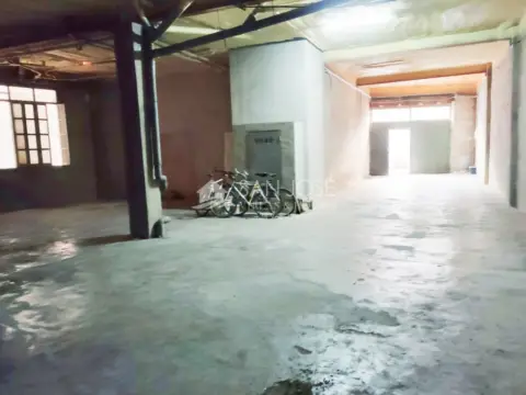 Local comercial en Centro