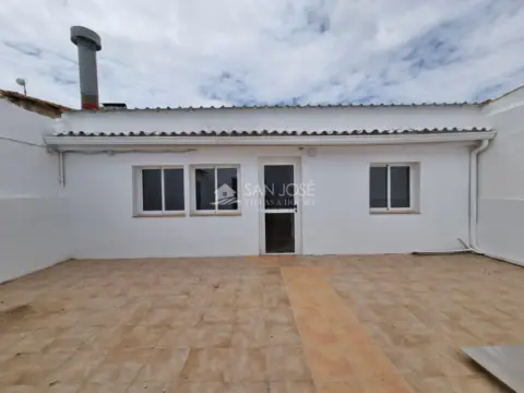 Rural Property in Pinoso - El Pinós