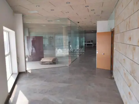 Oficina en Poligono Torrellano