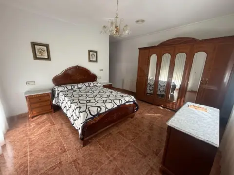 Casa adosada en Centro