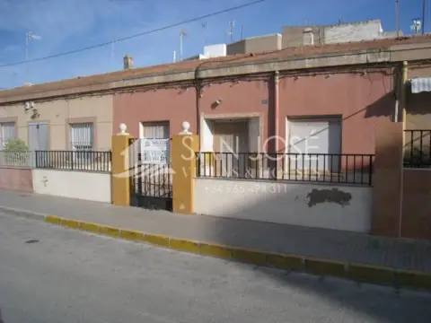 Casa en Sagrado Corazón
