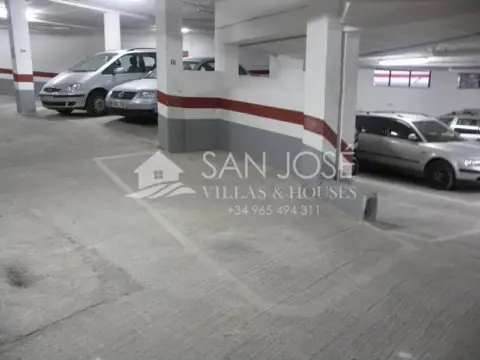 Garaje en Caminico de Elche