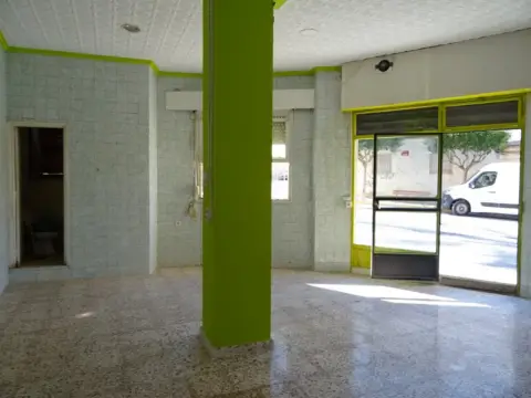 Local comercial en La Coca