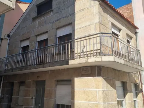 Piso en Rúa Gonzalez Besada, 11