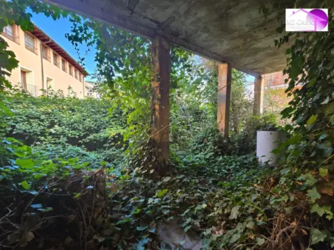 Chalet en calle de Tomás Marco, 6