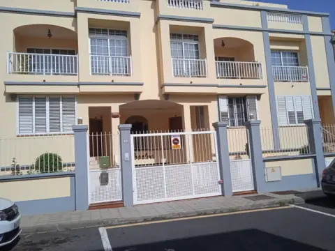 Ático en calle Alfonso García Ramos