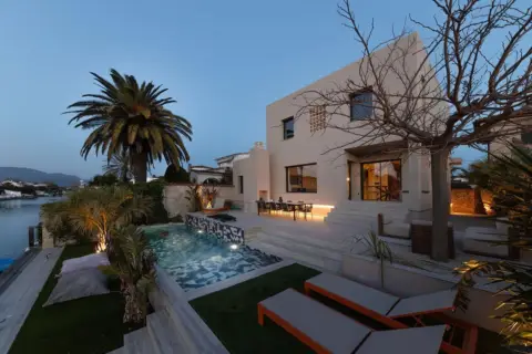 Chalet en Carrer de la Noguera