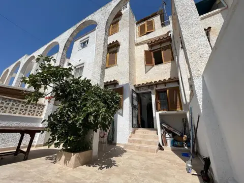 Dúplex en Calas Blanca