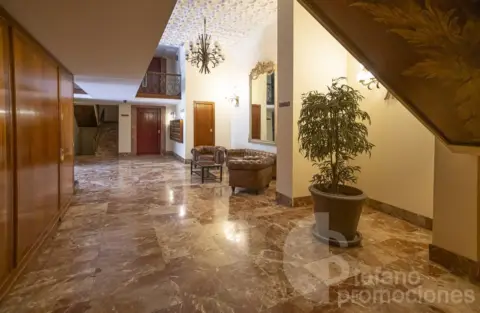 Piso en Paseo de Reding