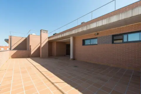 Ático en calle de Juan Gris, 26