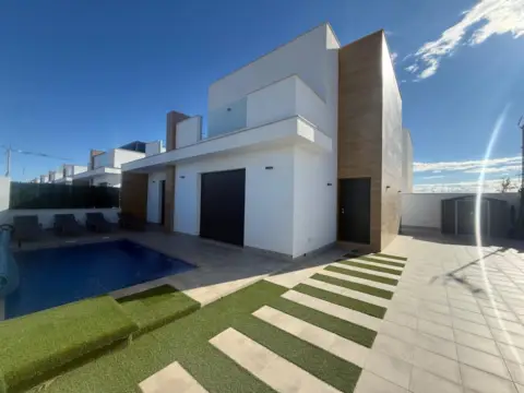 Chalet en El Alba Residencial Mediterráneo