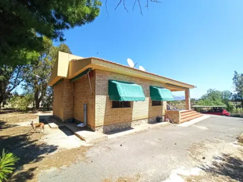 Chalet en Villamontes-Boqueres