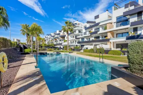 Ático en Lomas de Cabo Roig-Los Dolses