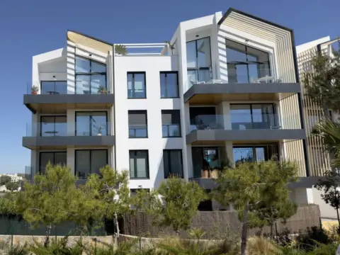 Apartamento en Las Colinas Golf
