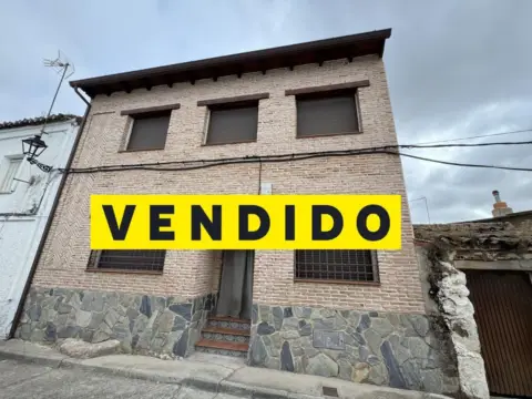 Casa adosada en calle del Codo